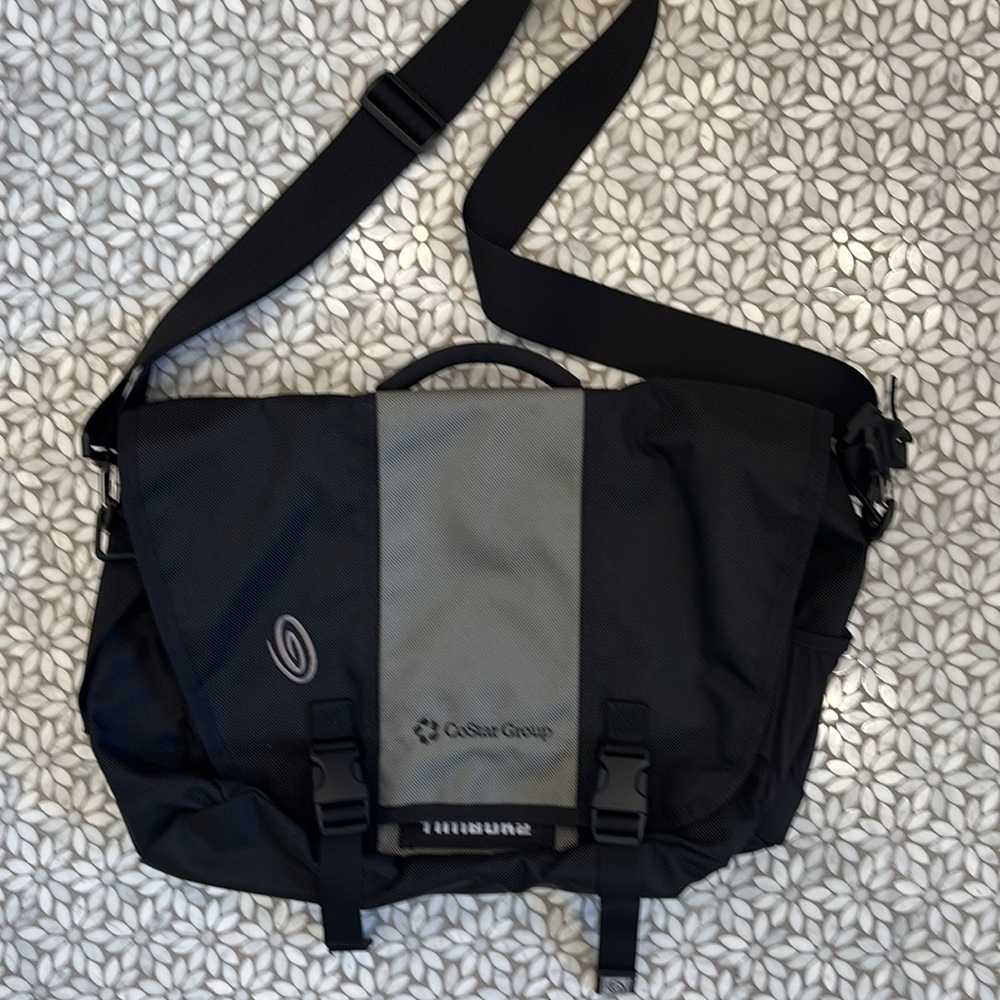 Unisex/Men's Timbuk2 Laptop Messenger Bag, in Black/Grey, Size M